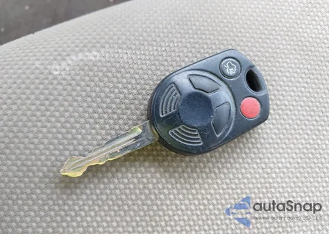 2008 Ford Escape Xlt from USA, damaged, VIN 1FMCU93158KA33405